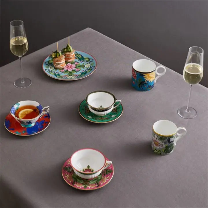 WONDERLUST WATERLILY MUG