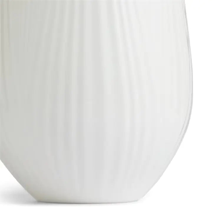 WHITE FOLIA VASE TALL